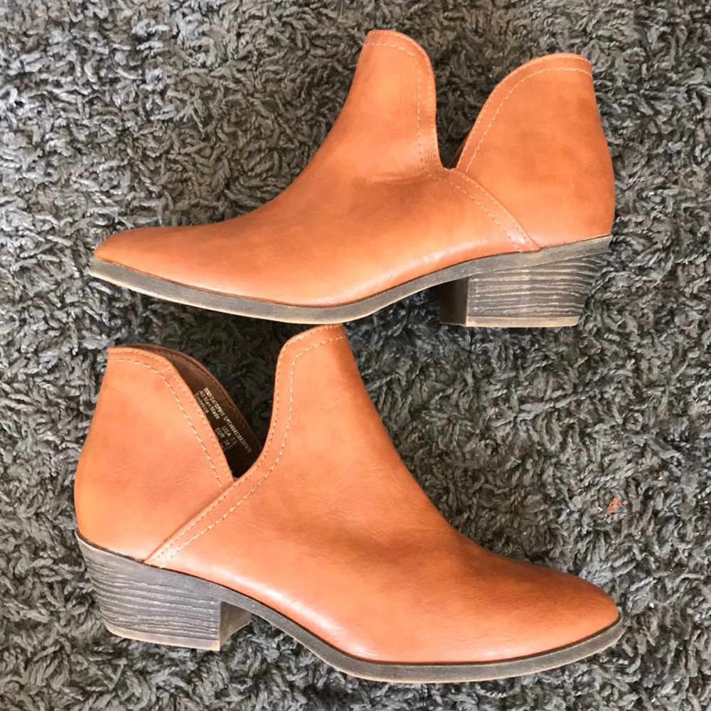 Faded Glory booties